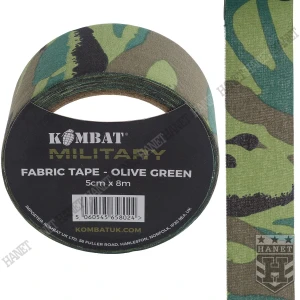 Taśma naprawcza samoprzylepna maskująca Kombat UK 5cm 8m Mocna Woodland